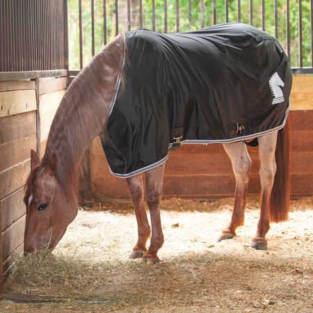 Closed Front Stable Sheet
