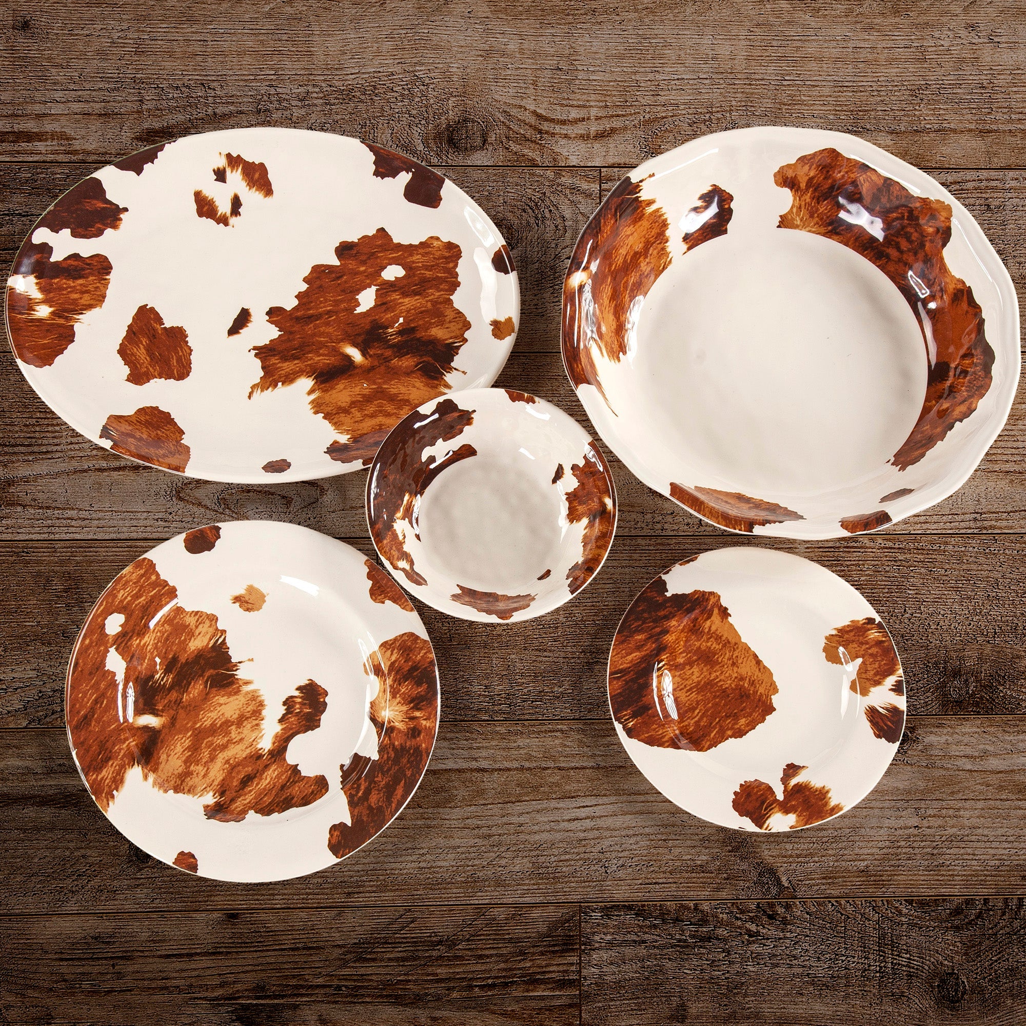 Elsa Cowhide Dinnerware set